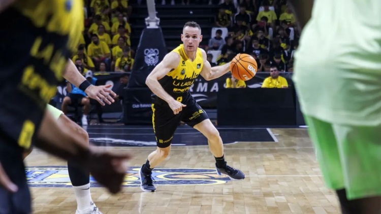  NBA初代老六，42歲進(jìn)入生涯巔峰？！