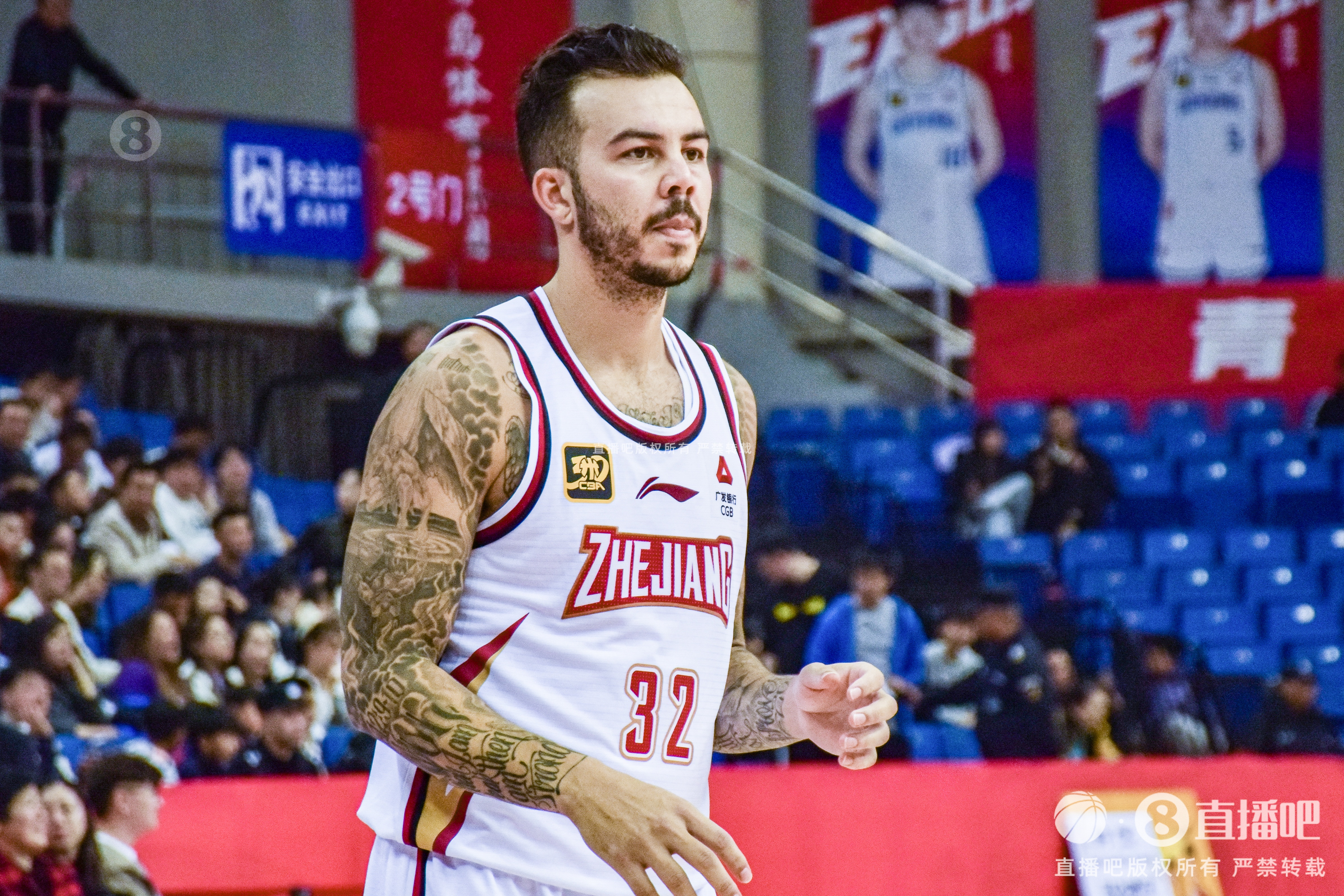  手感炸裂結(jié)果空砍！約克21中13&三分15中7空砍38分 另有6板8助