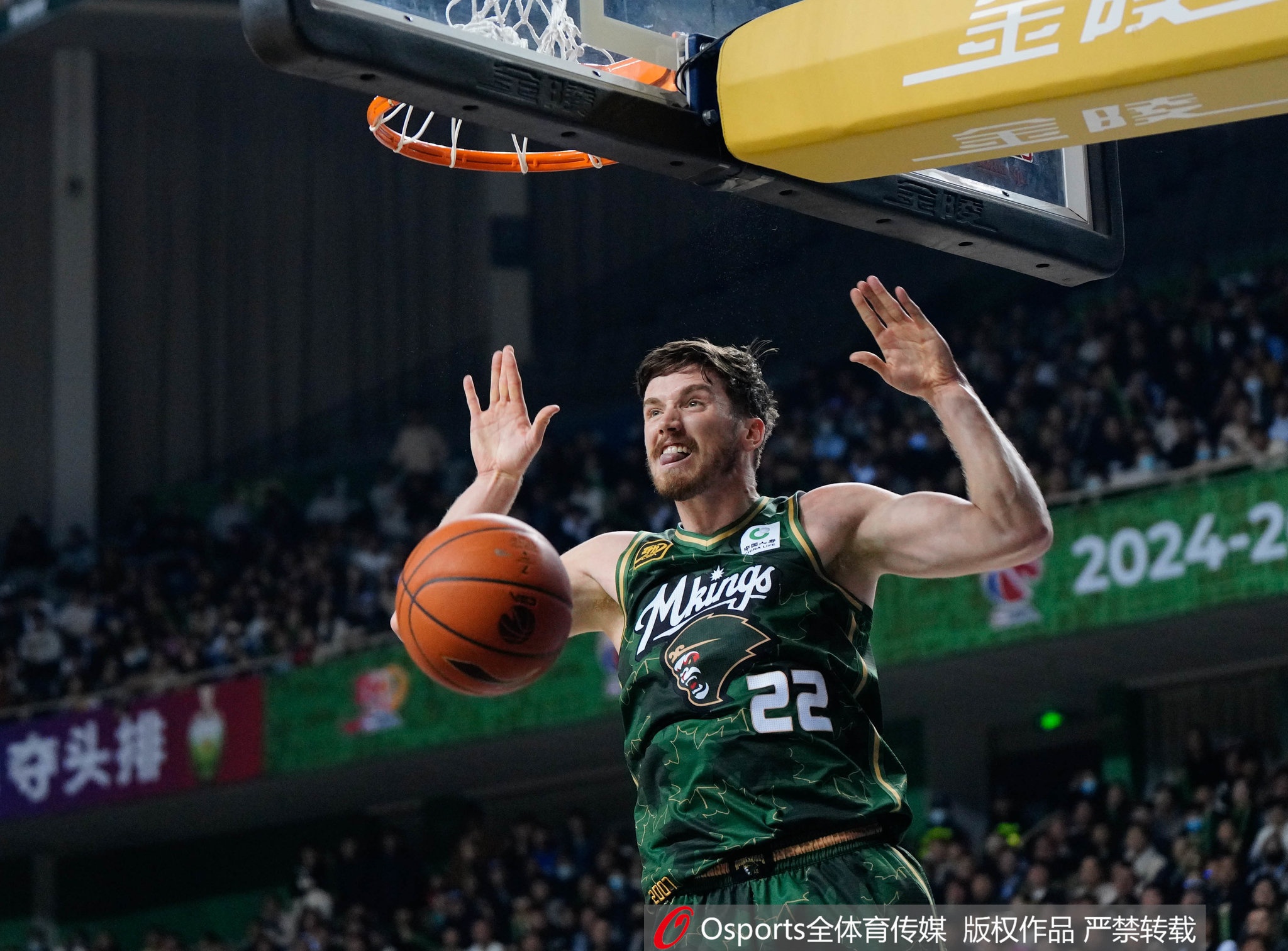  積極高效！利夫半場8中6拿到14分6板2助1斷